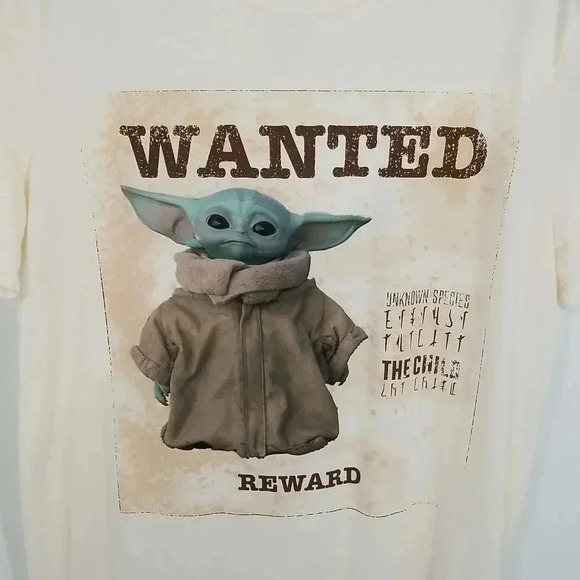 {Disney} Star Wars Baby Yoda The Child Wanted Reward Tshirt - Picture 3 of 10